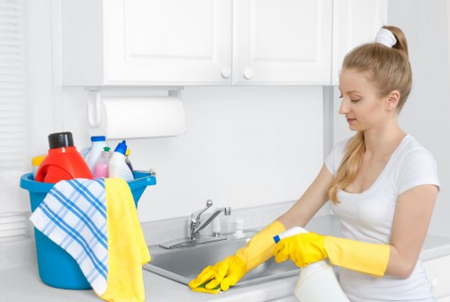 Deep rug cleaning process removing dirt and stains in Selhurst